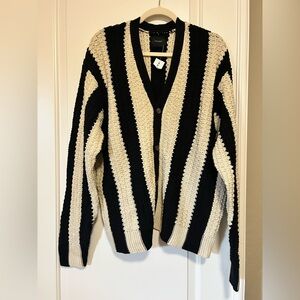 🖤🎱 PacSun Black & Cream Striped V‑Neck Cardigan 🎱🖤